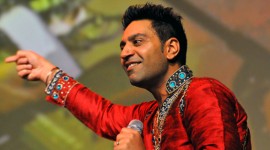Mutiaray Ni! and Hello! Hello! - Kamal Heer : Punjabi Virsa 2011, Melbourne